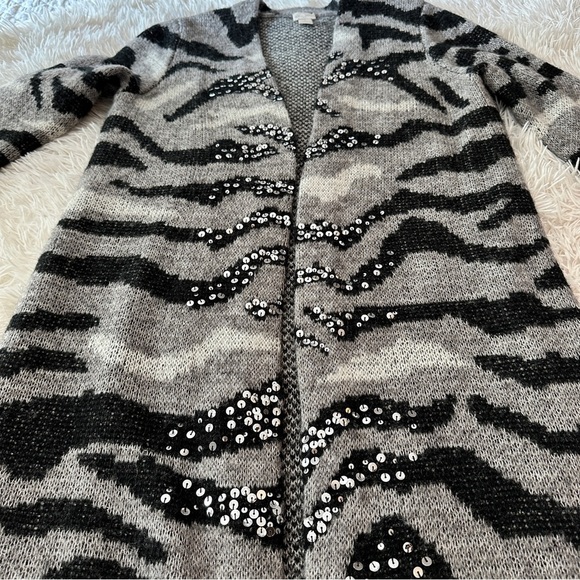 Chico’s Sequin Zebra Print Open Front Long Cardigan Sweater Size 1 (M/L) - Picture 12 of 14